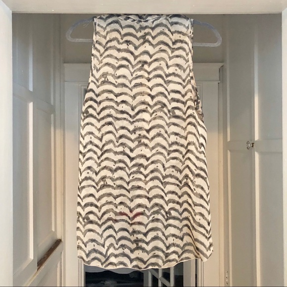 Blouse - Picture 2 of 3